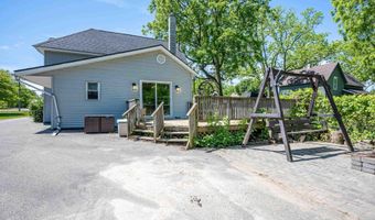 329 Ely St, Alma, MI 48801