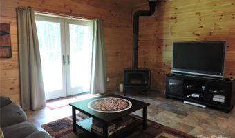 103 Chucks Ln, Bakersville, NC 28705