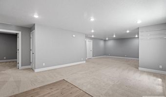 6147 Beacon Ln, Chubbuck, ID 83202