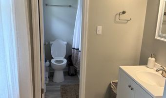713 Rustic Rd, Anderson, IN 46013