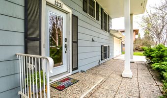 1231 N Kline St, Aberdeen, SD 57401