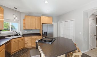 2111 Meander Dr, Anchorage, AK 99516