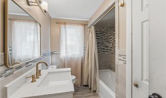 16 N Rose St, East Providence, RI 02914