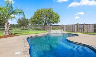 8326 Sidney Gautreaux Rd, Abbeville, LA 70510