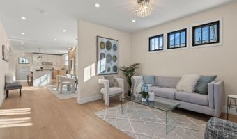 415 N Haddow Ave, Arlington Heights, IL 60004