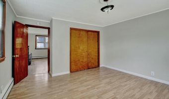 4 June Pl, Aberdeen, NJ 07747