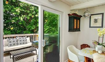 33 W Main Rd, Little Compton, RI 02837