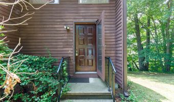 9 Sandy Brook Rd 2, Clinton, CT 06413