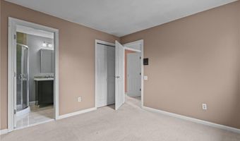76 Valley Green Ct B, North Providence, RI 02904