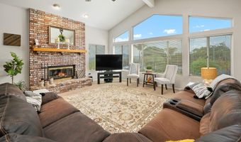 10913 Treeside Ln, Escondido, CA 92026