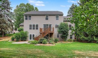 5420 Clemwood Ct SE, Ada, MI 49301