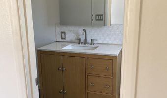 6716 Dodd Pl NE, Albuquerque, NM 87110