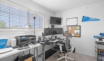 1876 Lindsay Ln, Ann Arbor, MI 48104