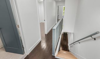 325 W LORRAINE Ave, Baltimore, MD 21211