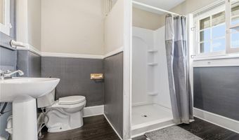 2138 Watson Ave, Alliance, OH 44601