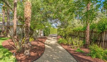 541 Sunset Dr, Angwin, CA 94508