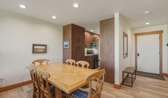 12900 Hawks Beard Lodge Condo 35/36, Black Butte Ranch, OR 97759