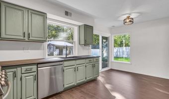 47 Deer Run Dr S, Barnegat, NJ 08005
