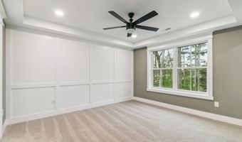 370 Emmett St 4-4, Bristol, CT 06010