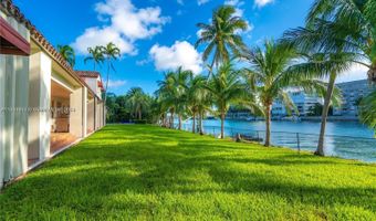 44 Bal Bay Dr, Bal Harbour, FL 33154