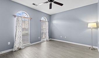 516 TREYMOOR LAKE Cir, Alabaster, AL 35007
