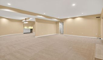 9209 VENDOME Dr, Bethesda, MD 20817