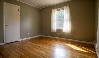 8 Sunnydale Ln, Parsonsfield, ME 04047