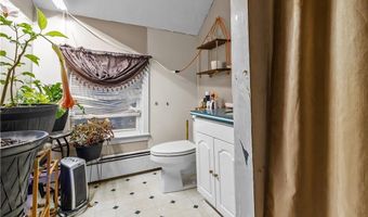 40 Remington Ave, Burrillville, RI 02858