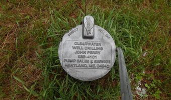 17 W Birch Ln, Beaver Cove, ME 04441