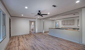 526 E Jasper St, Brandon, MS 39042