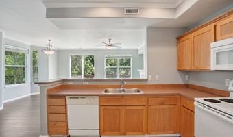 20516 NW SEDONA Ln, Beaverton, OR 97006