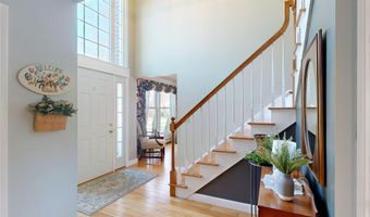 29 Westminster Dr, Burlington, VT 05408