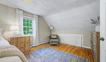 25 Claire Dr, Attleboro, MA 02703