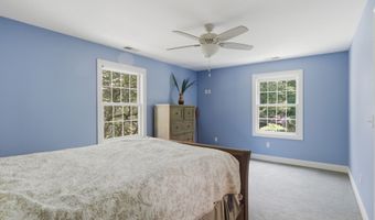 48 Case Rd, Burlington, CT 06013
