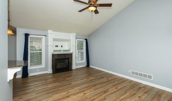 1736 Ashwood Dr SW, Altoona, IA 50009