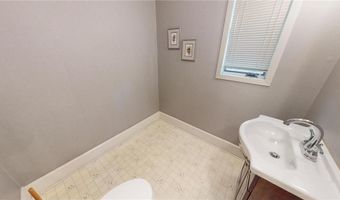 244 Clark St W, Albert Lea, MN 56007