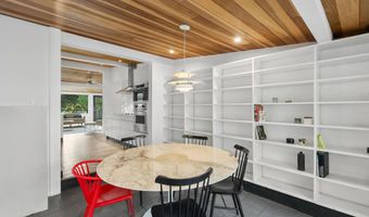 1930 Seminole Dr, Agoura Hills, CA 91301