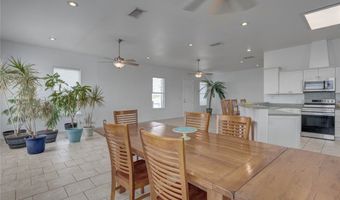 190 E Johnson Ave, Aransas Pass, TX 78336