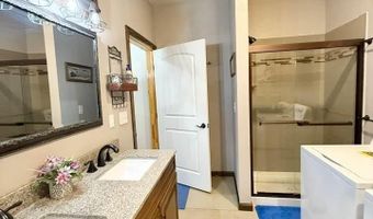 102 Doporto Ct, Carlsbad, NM 88220