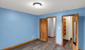 6686 Woodcrest Dr, Avon, IN 46123
