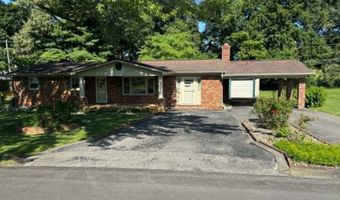 900 Rainbow Dr, Albany, KY 42602