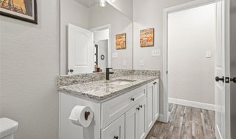128 Hawker Ln, Abilene, TX 79602