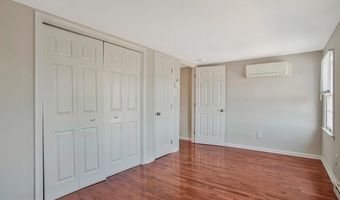 320 CHESTER Ave, Annapolis, MD 21403