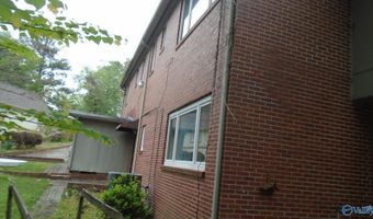 830 Fairway Dr, Anniston, AL 36207