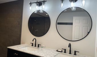 175 Circle Dr, Albrightsville, PA 18210