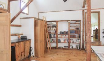 117 Blackstrap Rd, Falmouth, ME 04105