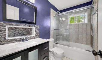 840 Cortland Dr, Apple Valley, MN 55124