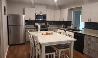 2111 Waylife Ct, Alva, FL 33920