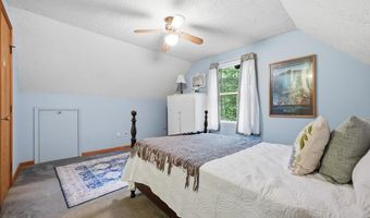 13 Teddyuscung Trl, Albrightsville, PA 18210