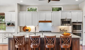 3180 Ridgeline Pl, Escondido, CA 92027